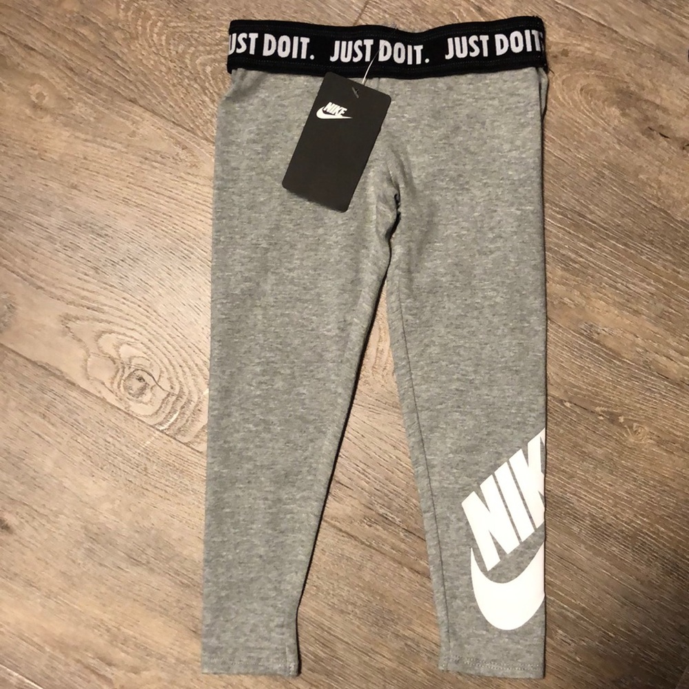 Brand🆕❤️❤️❤️ NIKE leggings
